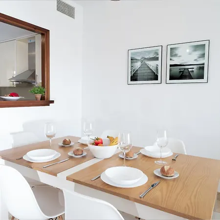2290-apt With Terrace Sea View And Pools Manilva